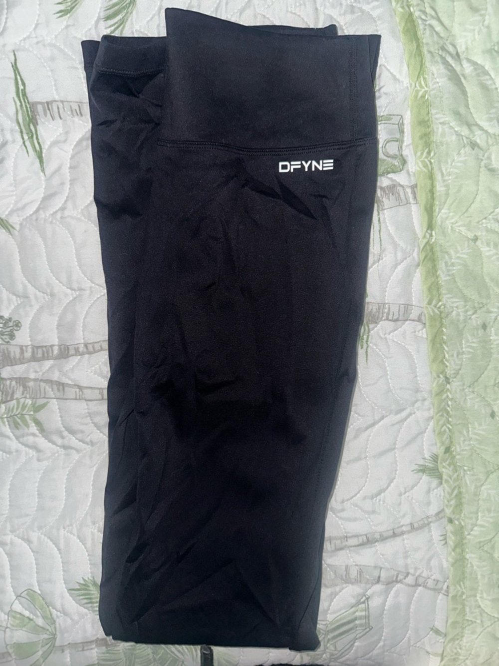 DFYNE Black Flare